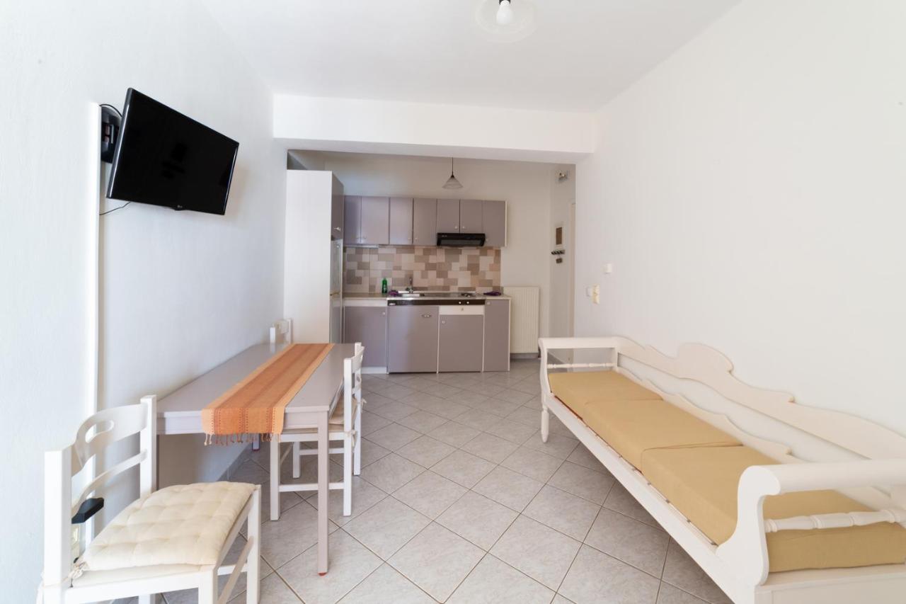 Natassa Apartments Айя-Евфимия Экстерьер фото