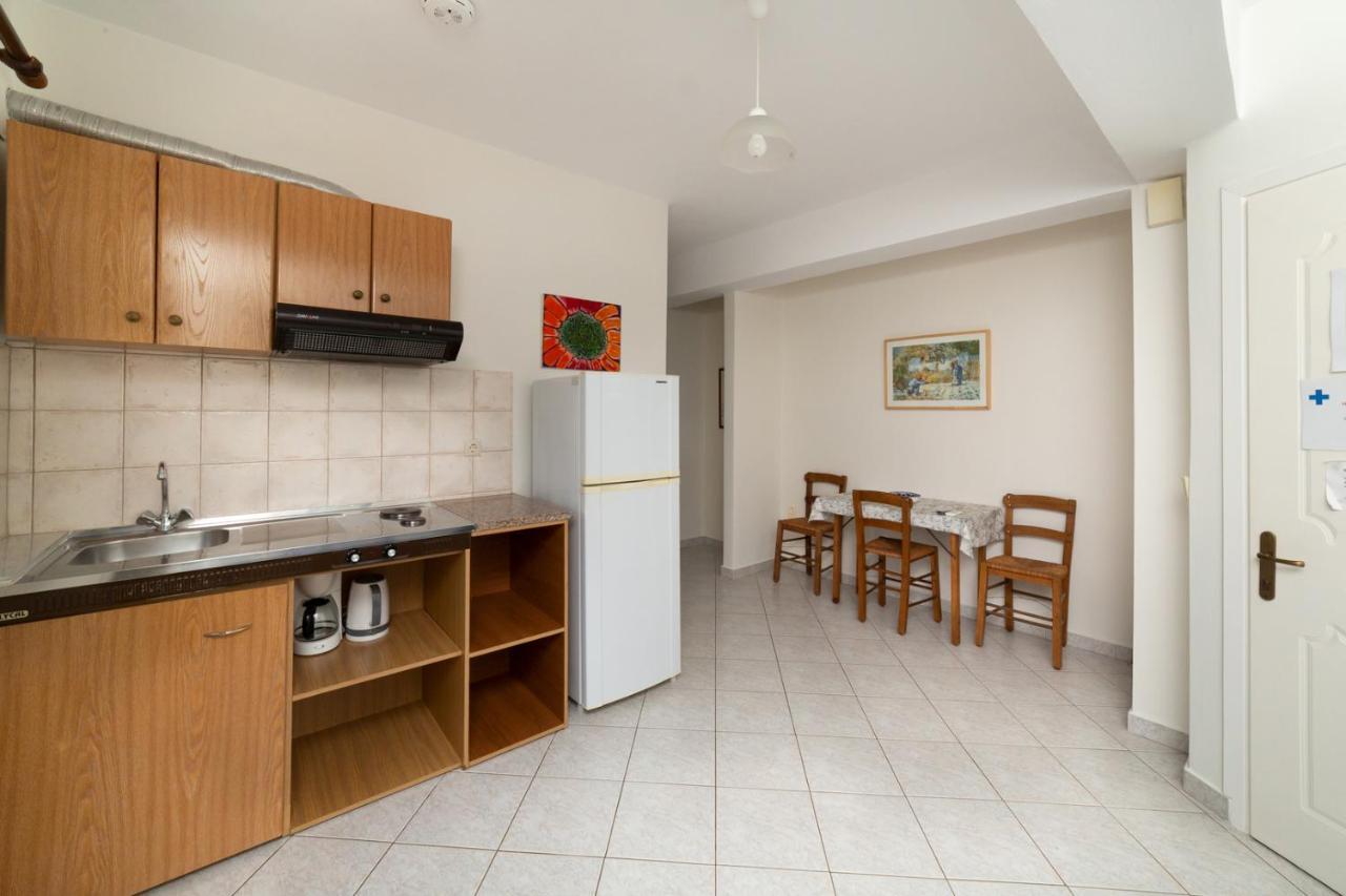 Natassa Apartments Айя-Евфимия Экстерьер фото